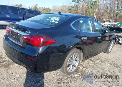 2018 Infiniti Q70 3.7 Luxe z USA, uszkodzony, nr VIN JN1BY1APXJM180653